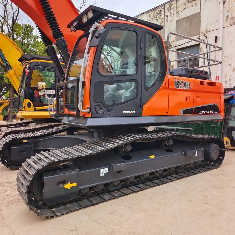 Doosan DX 300 - Excavadora de cadenas: foto 2 Doosan DX 300 - Excavadora de cadenas: foto 2