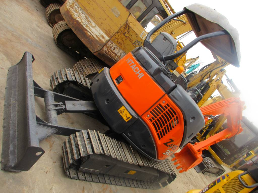 Hitachi ZX 30 U - Miniexcavadora: foto 4 Hitachi ZX 30 U - Miniexcavadora: foto 4
