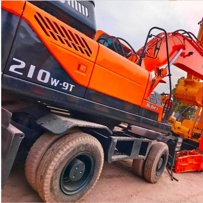 Hyundai 210W-9 - Excavadora de ruedas: foto 4 Hyundai 210W-9 - Excavadora de ruedas: foto 4