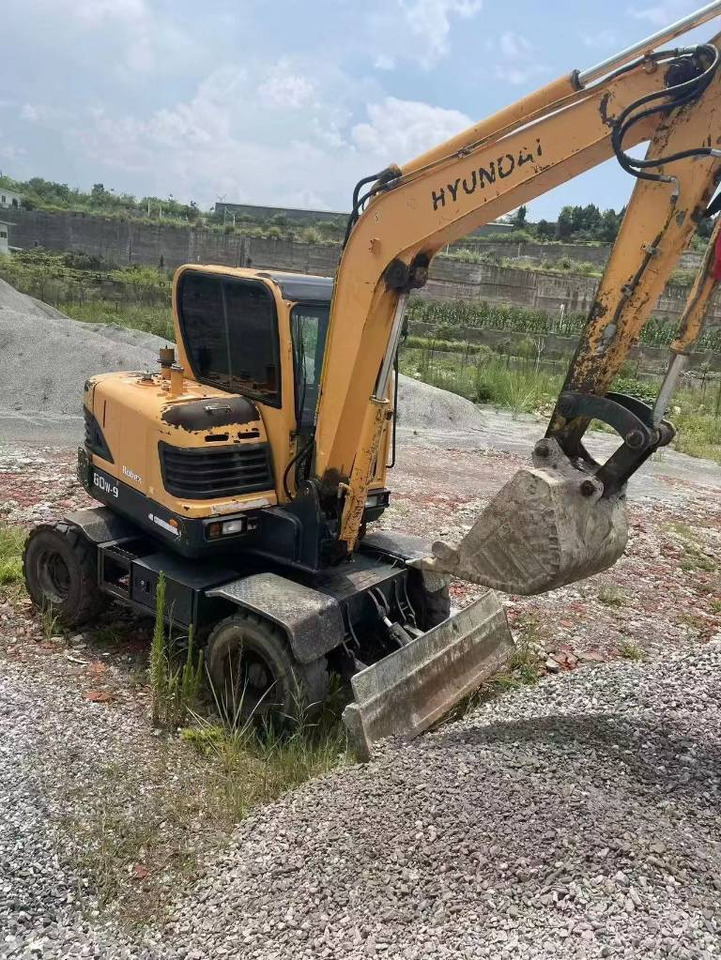Hyundai 60W-9 - Excavadora de ruedas: foto 2 Hyundai 60W-9 - Excavadora de ruedas: foto 2