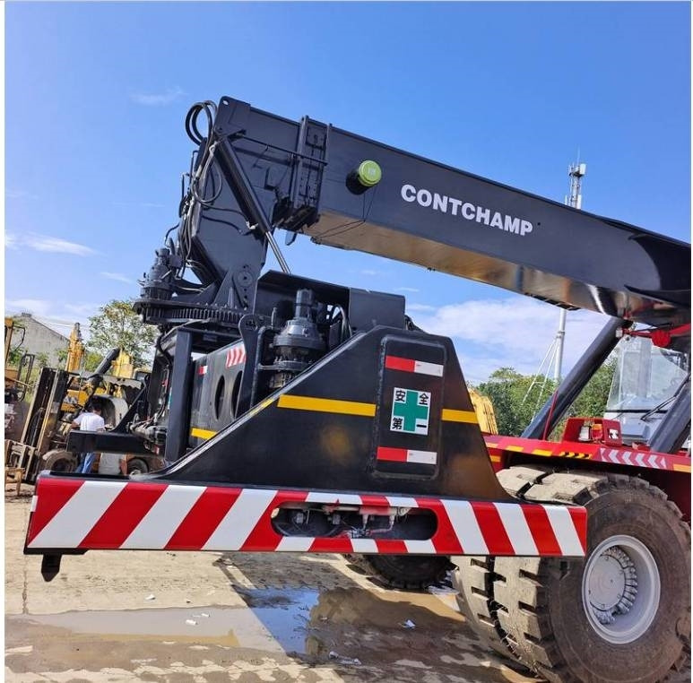 Kalmar DRF 450 - Reach stacker: foto 4 Kalmar DRF 450 - Reach stacker: foto 4