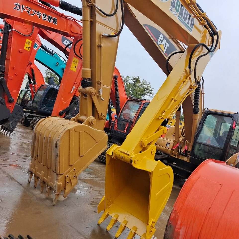 Komatsu PC 130 - Excavadora de cadenas: foto 5 Komatsu PC 130 - Excavadora de cadenas: foto 5