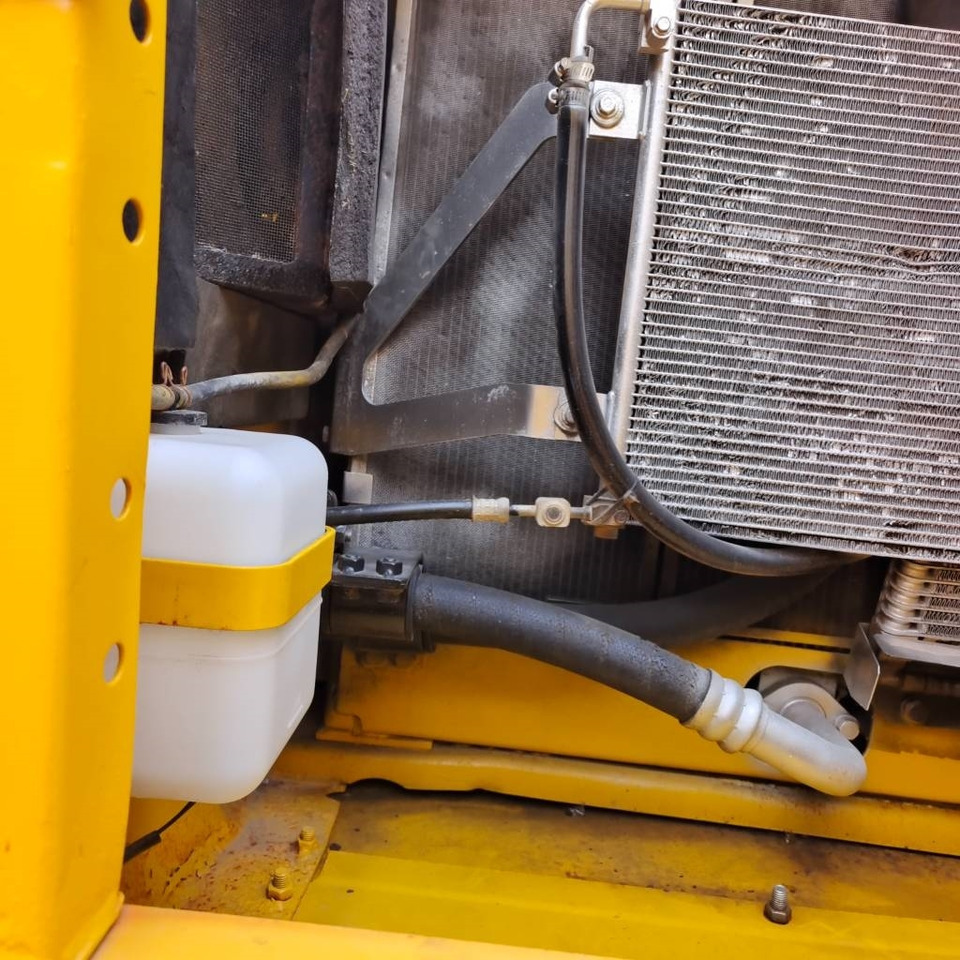 Komatsu PC 200-8 - Excavadora de cadenas: foto 5 Komatsu PC 200-8 - Excavadora de cadenas: foto 5