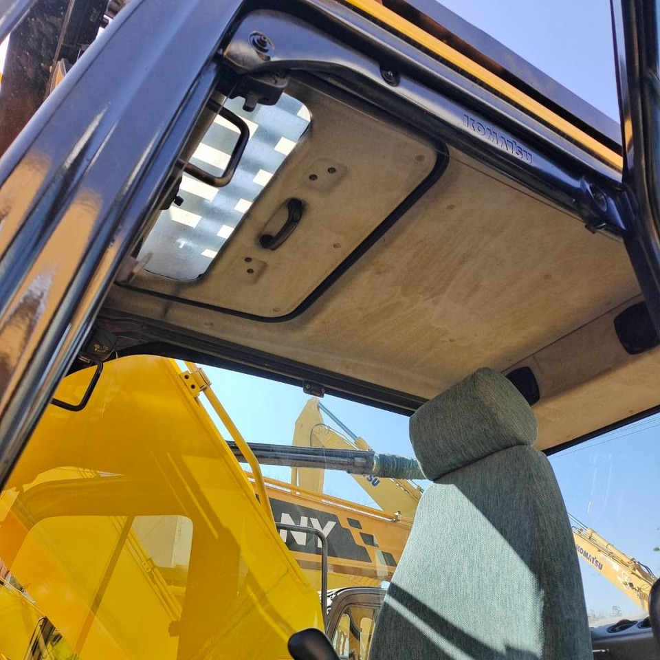 Komatsu PC 200 - Excavadora de cadenas: foto 5 Komatsu PC 200 - Excavadora de cadenas: foto 5
