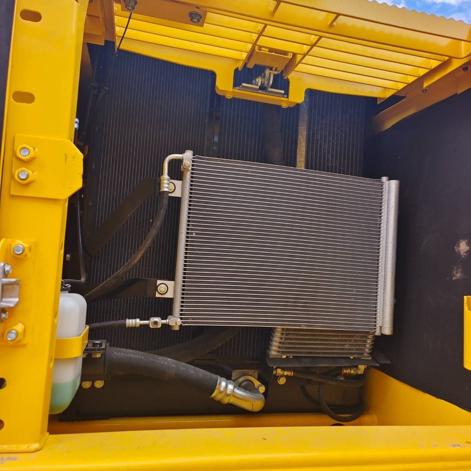 Excavadora de cadenas Komatsu PC 220-8: foto 18 Excavadora de cadenas Komatsu PC 220-8: foto 18