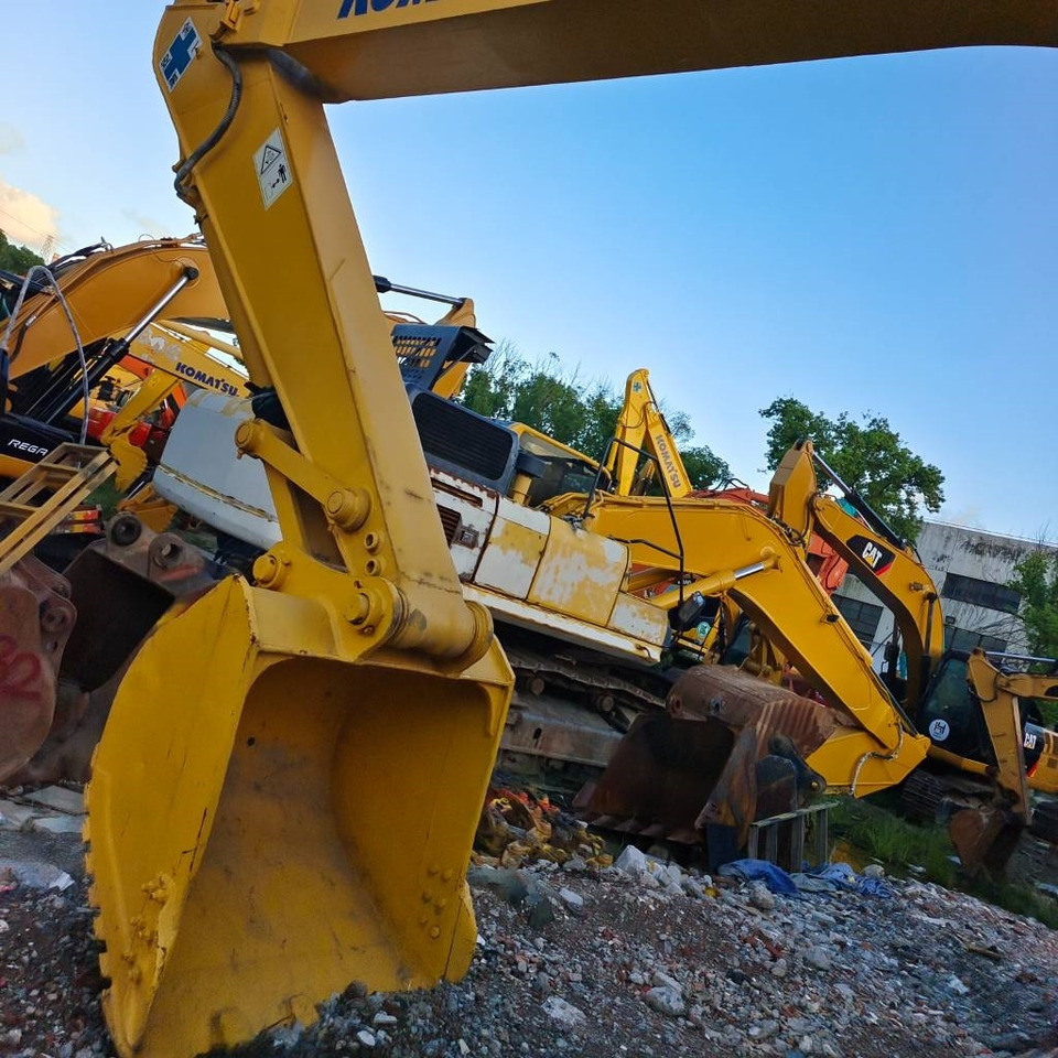 Komatsu PC220 - Excavadora de cadenas: foto 5 Komatsu PC220 - Excavadora de cadenas: foto 5