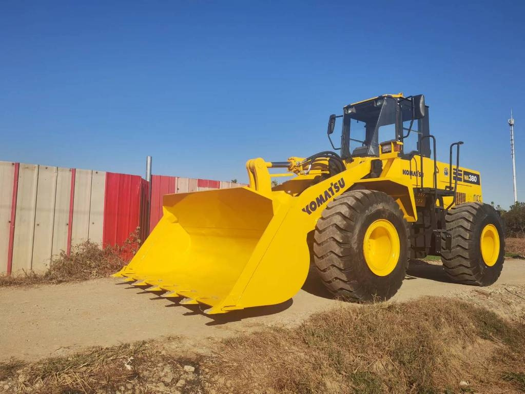 Komatsu WA 380 - Cargadora de ruedas: foto 1 Komatsu WA 380 - Cargadora de ruedas: foto 1