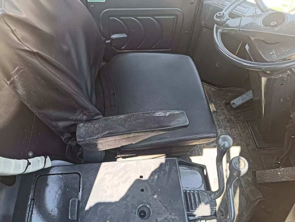 Komatsu WA 470-3 - Cargadora de ruedas: foto 2 Komatsu WA 470-3 - Cargadora de ruedas: foto 2