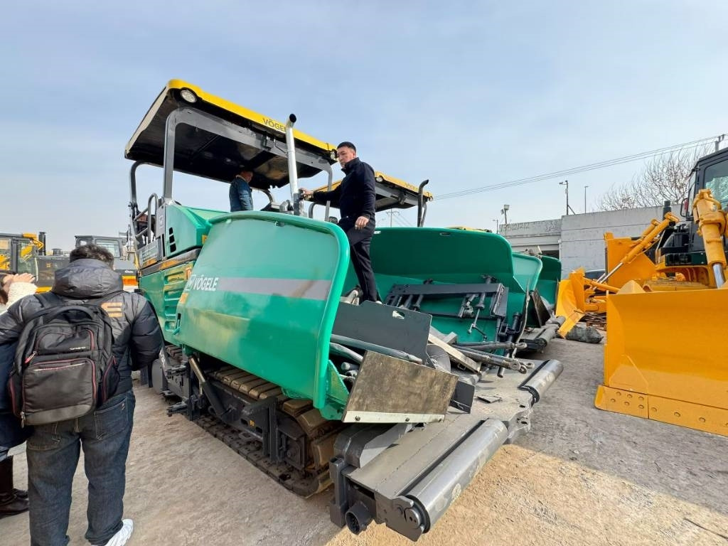 Vögele 1800-3 - Pavimentadora de asfalto: foto 3 Vögele 1800-3 - Pavimentadora de asfalto: foto 3