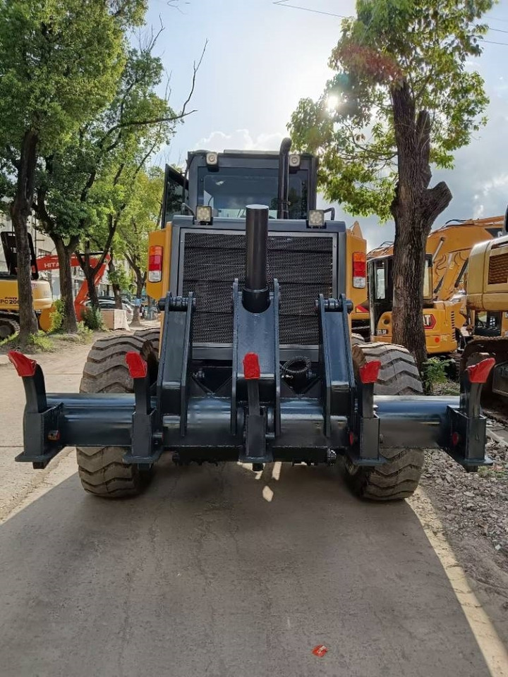 XCMG GR 2153 - Grader: foto 2 XCMG GR 2153 - Grader: foto 2