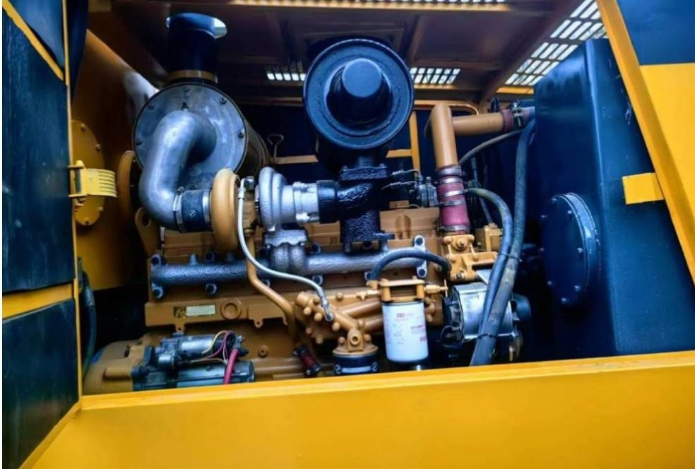 XCMG GR 2153 - Grader: foto 2 XCMG GR 2153 - Grader: foto 2