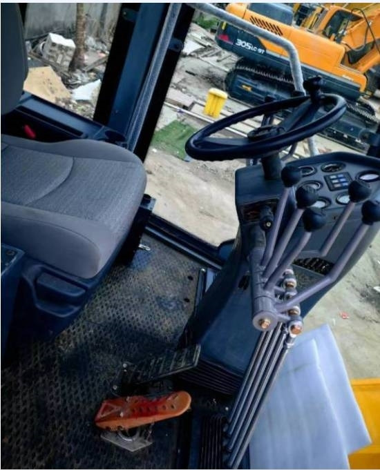 Grader XCMG GR 2153: foto 10 Grader XCMG GR 2153: foto 10