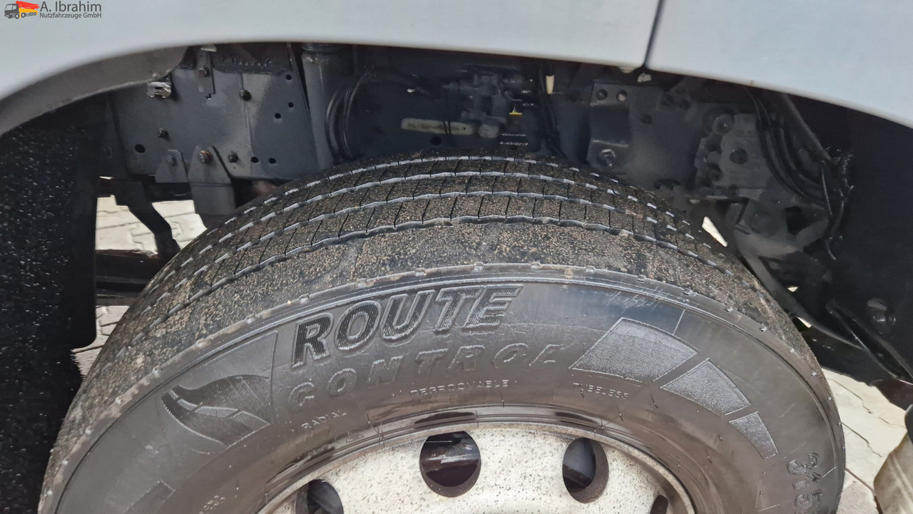 Daf CF 440 Hochdach deutsches Fahrzeug, fehlerfrei im Display - Cabeza tractora: foto 5 Daf CF 440 Hochdach deutsches Fahrzeug, fehlerfrei im Display - Cabeza tractora: foto 5