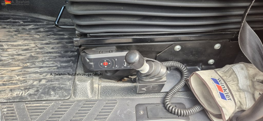 Mercedes-Benz DB 1846 H 4x4 Topzustand einsatzbereit - Cabeza tractora: foto 3 Mercedes-Benz DB 1846 H 4x4 Topzustand einsatzbereit - Cabeza tractora: foto 3