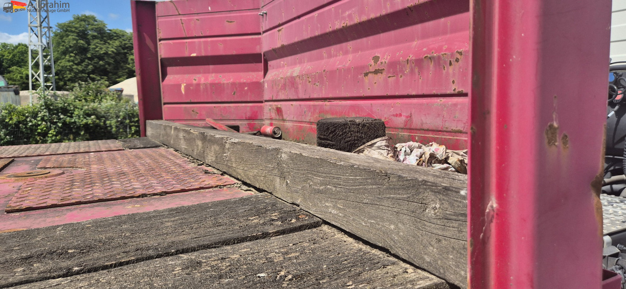 Goldhofer STZ-TBL3-33/80 Tiefbett mit Rampen Lenkung mit FB - Semirremolque góndola rebajadas: foto 4 Goldhofer STZ-TBL3-33/80 Tiefbett mit Rampen Lenkung mit FB - Semirremolque góndola rebajadas: foto 4