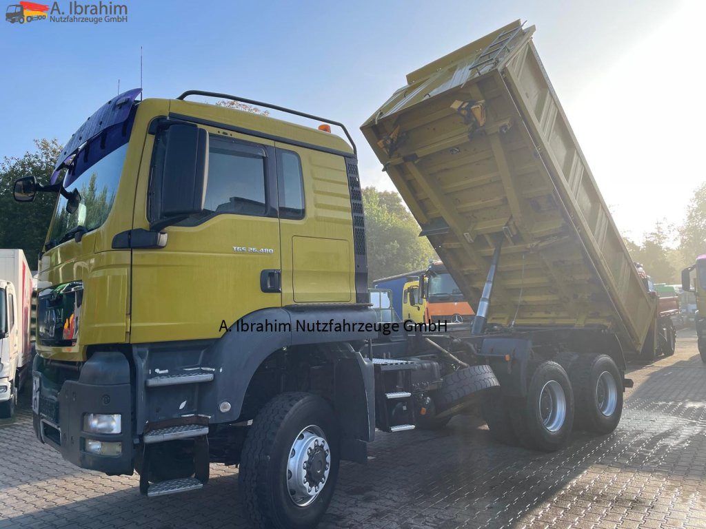 MAN TGS 26.480 Meiller 3 Seiten, Blatt Blatt, 6x6, Schalter ,3 Pedals - Camión volquete: foto 1 MAN TGS 26.480 Meiller 3 Seiten, Blatt Blatt, 6x6, Schalter ,3 Pedals - Camión volquete: foto 1