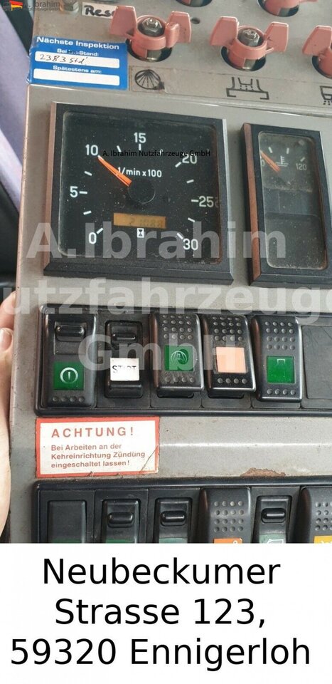 Barredora vial Mercedes-Benz 1823 DB 1823,Optifant 70, 3677 h Betriebsst., 2 Motors, 3 Pedals: foto 13 Barredora vial Mercedes-Benz 1823 DB 1823,Optifant 70, 3677 h Betriebsst., 2 Motors, 3 Pedals: foto 13