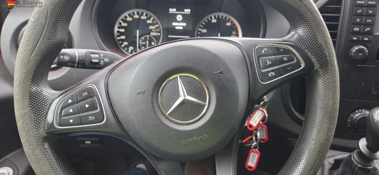 Mercedes-Benz BF 3 - GST 3 Zeichen Anlage 3050 kg zzGw - Camión tienda: foto 5 Mercedes-Benz BF 3 - GST 3 Zeichen Anlage 3050 kg zzGw - Camión tienda: foto 5