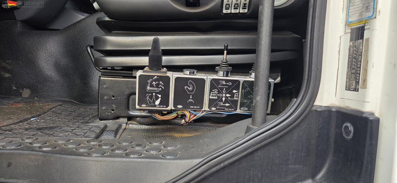 Mercedes-Benz DB 2541 Meiller RK 20.70 Lift-Lenkachse | 6x2 | mp3 - Camión multibasculante: foto 2 Mercedes-Benz DB 2541 Meiller RK 20.70 Lift-Lenkachse | 6x2 | mp3 - Camión multibasculante: foto 2