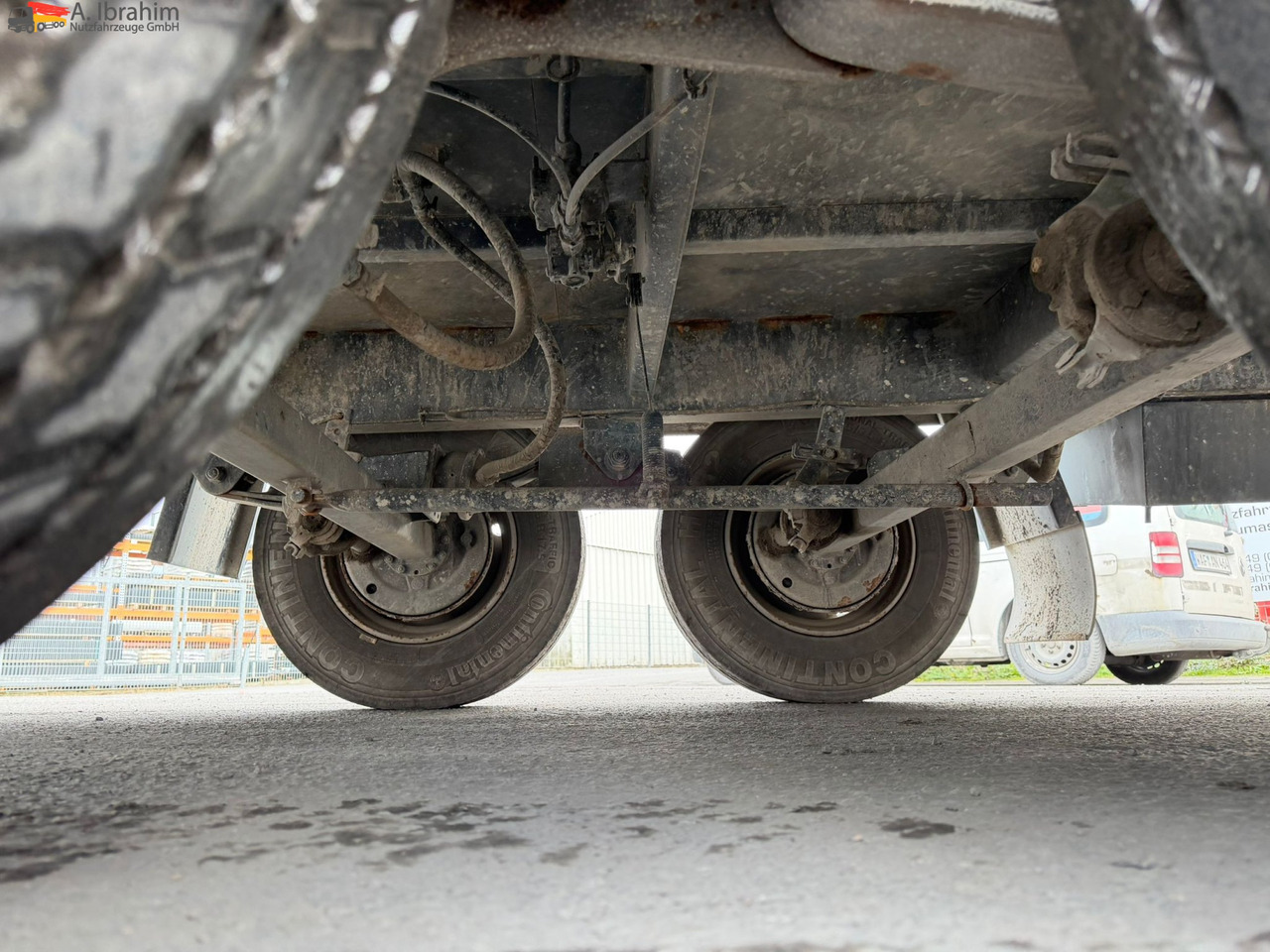 Obermaier TUE110 SDAH Tieflader | | Trommelbremse | Rampen | 7.2 Plattform | Stützfuß vorne - Remolque góndola rebajadas: foto 4 Obermaier TUE110 SDAH Tieflader | | Trommelbremse | Rampen | 7.2 Plattform | Stützfuß vorne - Remolque góndola rebajadas: foto 4