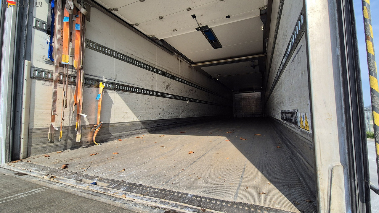 Schmitz SKO24 Frigoblock, LBW, Zustand sehr sauber Lenkachse, Liftachse - Semirremolque frigorífico: foto 3 Schmitz SKO24 Frigoblock, LBW, Zustand sehr sauber Lenkachse, Liftachse - Semirremolque frigorífico: foto 3