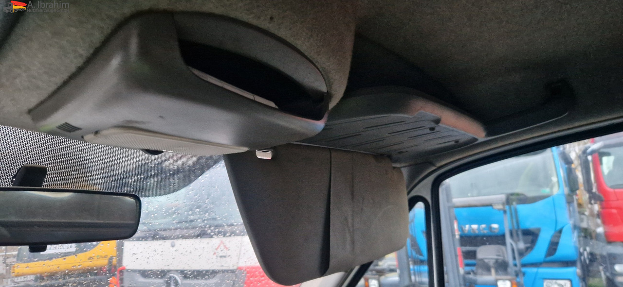 VW Crafter 2.0 L Diesel Zahnriemen, Wasserpumpe neu - Furgón: foto 4 VW Crafter 2.0 L Diesel Zahnriemen, Wasserpumpe neu - Furgón: foto 4