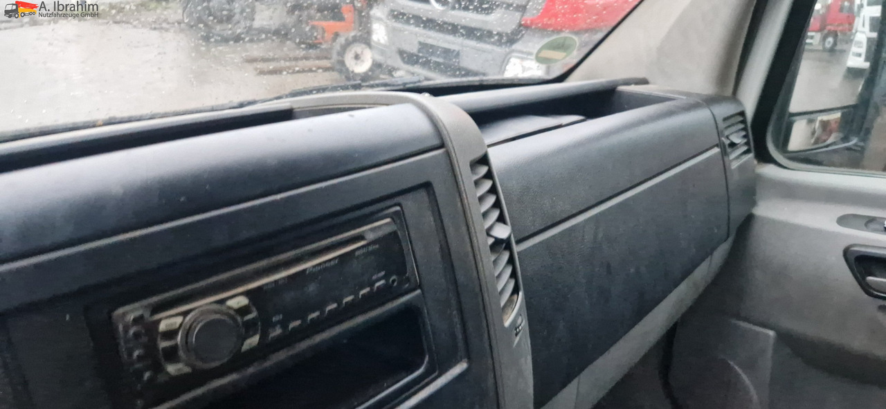 VW Crafter 2.0 L Diesel Zahnriemen, Wasserpumpe neu - Furgón: foto 2 VW Crafter 2.0 L Diesel Zahnriemen, Wasserpumpe neu - Furgón: foto 2