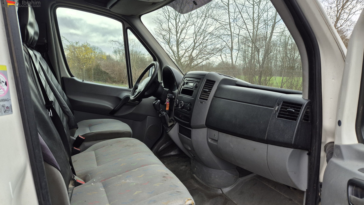 VW Crafter 2.5 Diesel Zahnriemen, Wasserpumpe (neu) - Furgón: foto 3 VW Crafter 2.5 Diesel Zahnriemen, Wasserpumpe (neu) - Furgón: foto 3