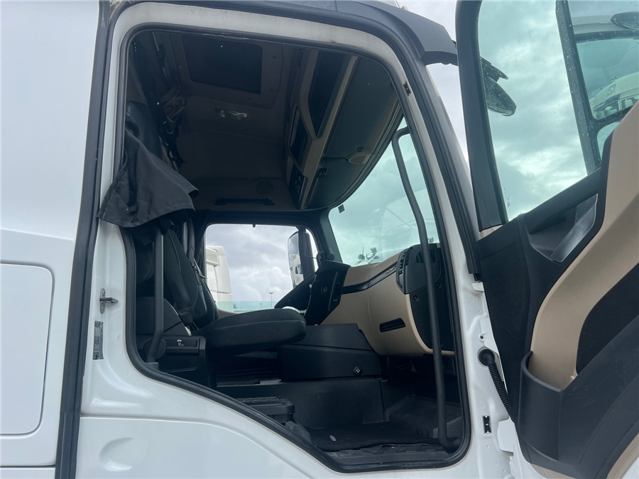 Cabeza tractora MERCEDES-BENZ ACTROS 1845 LS: foto 10 Cabeza tractora MERCEDES-BENZ ACTROS 1845 LS: foto 10