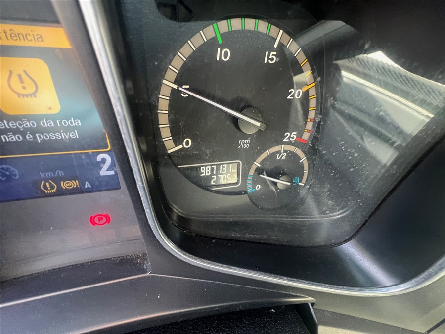 Cabeza tractora MERCEDES-BENZ ACTROS 1845 LS: foto 9 Cabeza tractora MERCEDES-BENZ ACTROS 1845 LS: foto 9