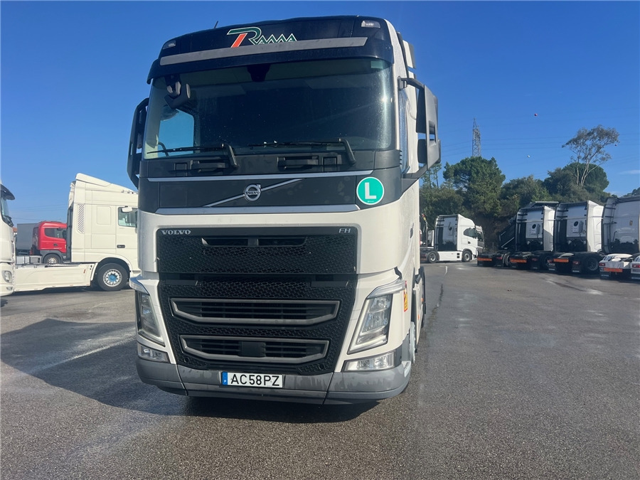 Volvo FH500 / RETARDER / IPARKCOOL - Cabeza tractora: foto 2 Volvo FH500 / RETARDER / IPARKCOOL - Cabeza tractora: foto 2