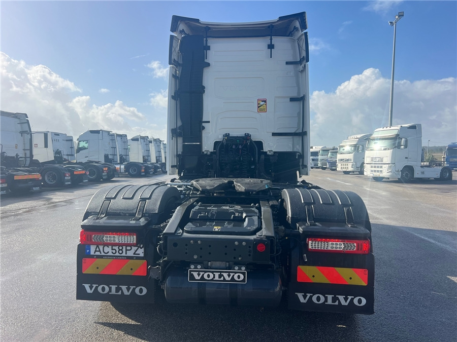 Volvo FH500 / RETARDER / IPARKCOOL - Cabeza tractora: foto 5 Volvo FH500 / RETARDER / IPARKCOOL - Cabeza tractora: foto 5