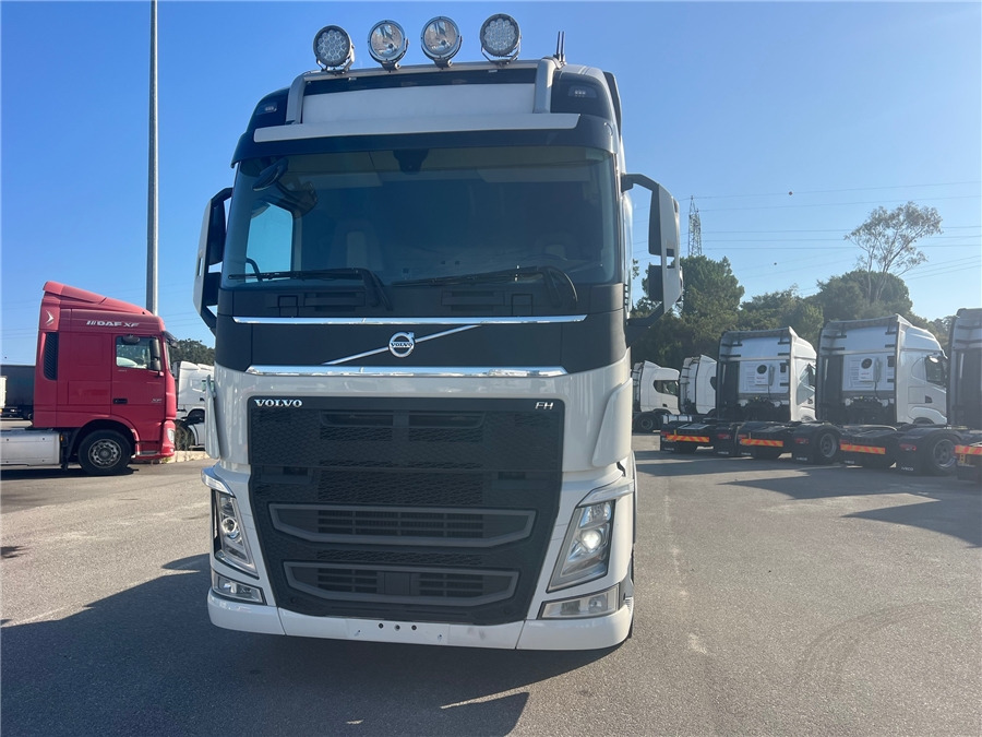 Volvo FH540 / RETARDER - Cabeza tractora: foto 2 Volvo FH540 / RETARDER - Cabeza tractora: foto 2