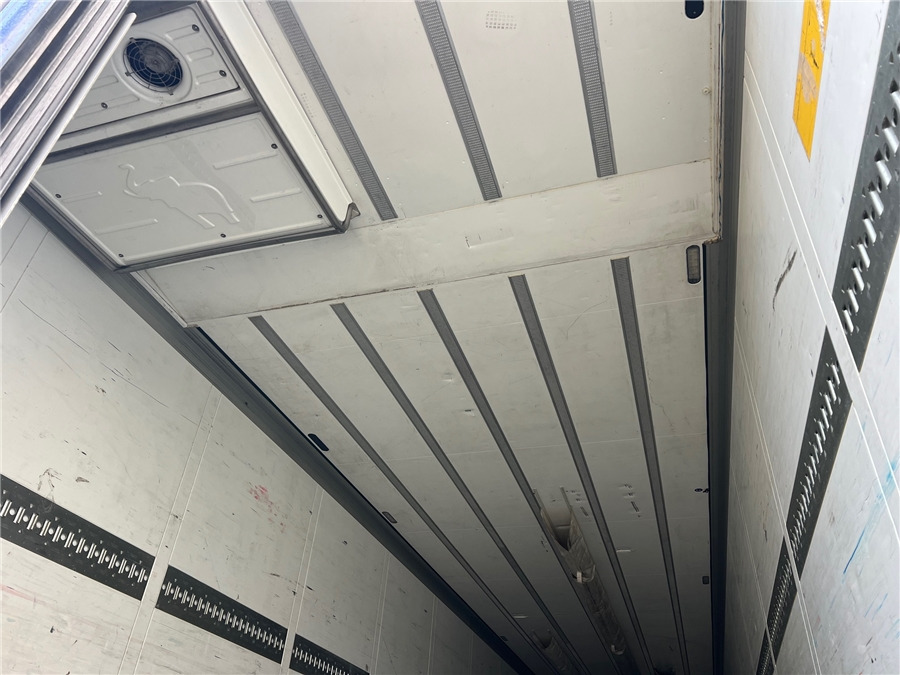 Semirremolque frigorífico SCHMITZ CARGOBULL SCB-S3B: foto 8