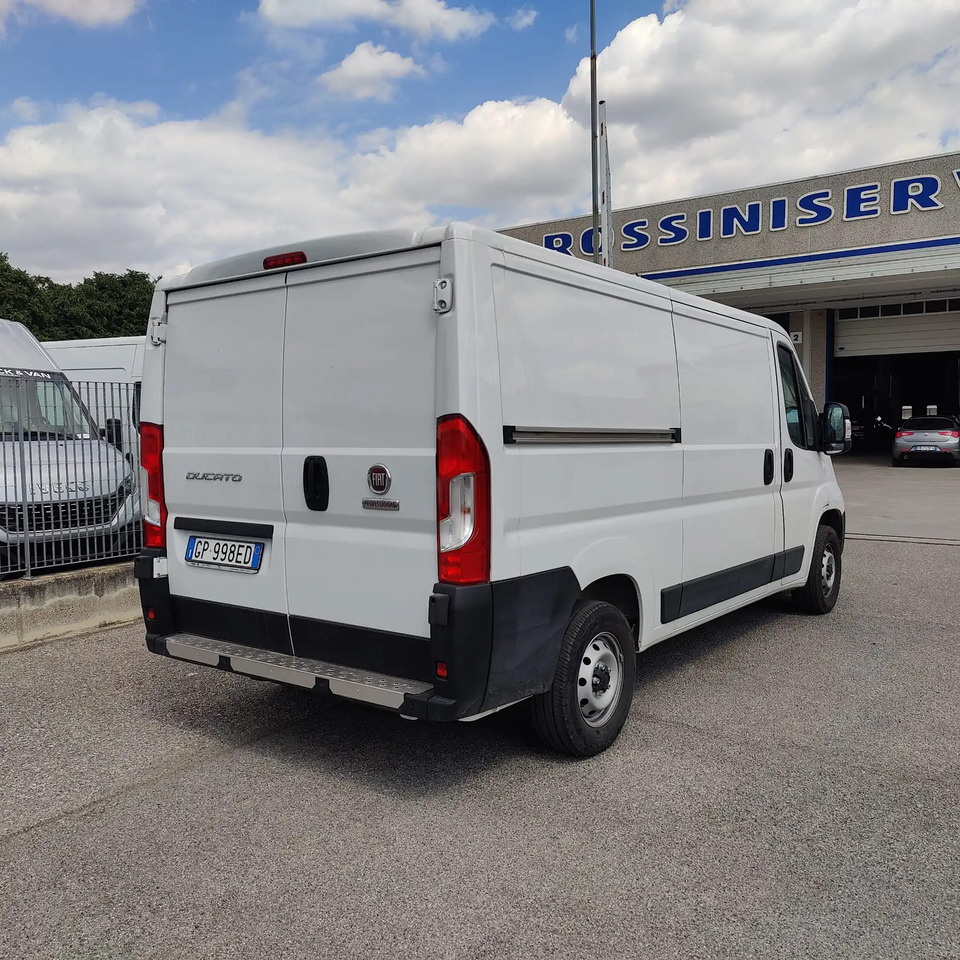 FIAT DUCATO L1H1 140 - Furgón: foto 4 FIAT DUCATO L1H1 140 - Furgón: foto 4