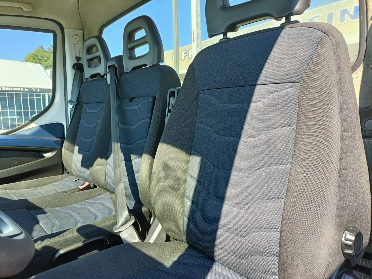 Camión chasis IVECO DAILY 60C18 A TELAIO KM 0: foto 13