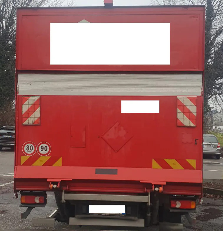 IVECO EUROCARGO 100E18 - Camión caja cerrada: foto 3 IVECO EUROCARGO 100E18 - Camión caja cerrada: foto 3