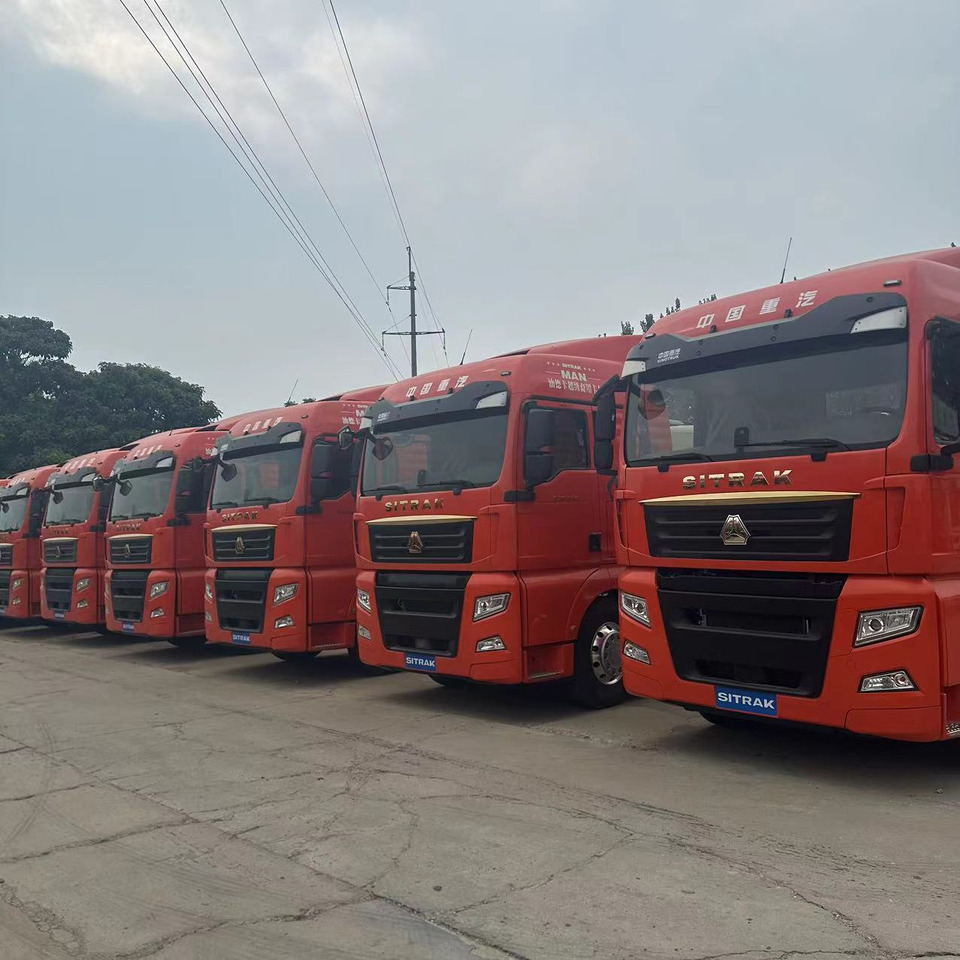 Sinotruk - Cabeza tractora: foto 4 Sinotruk - Cabeza tractora: foto 4