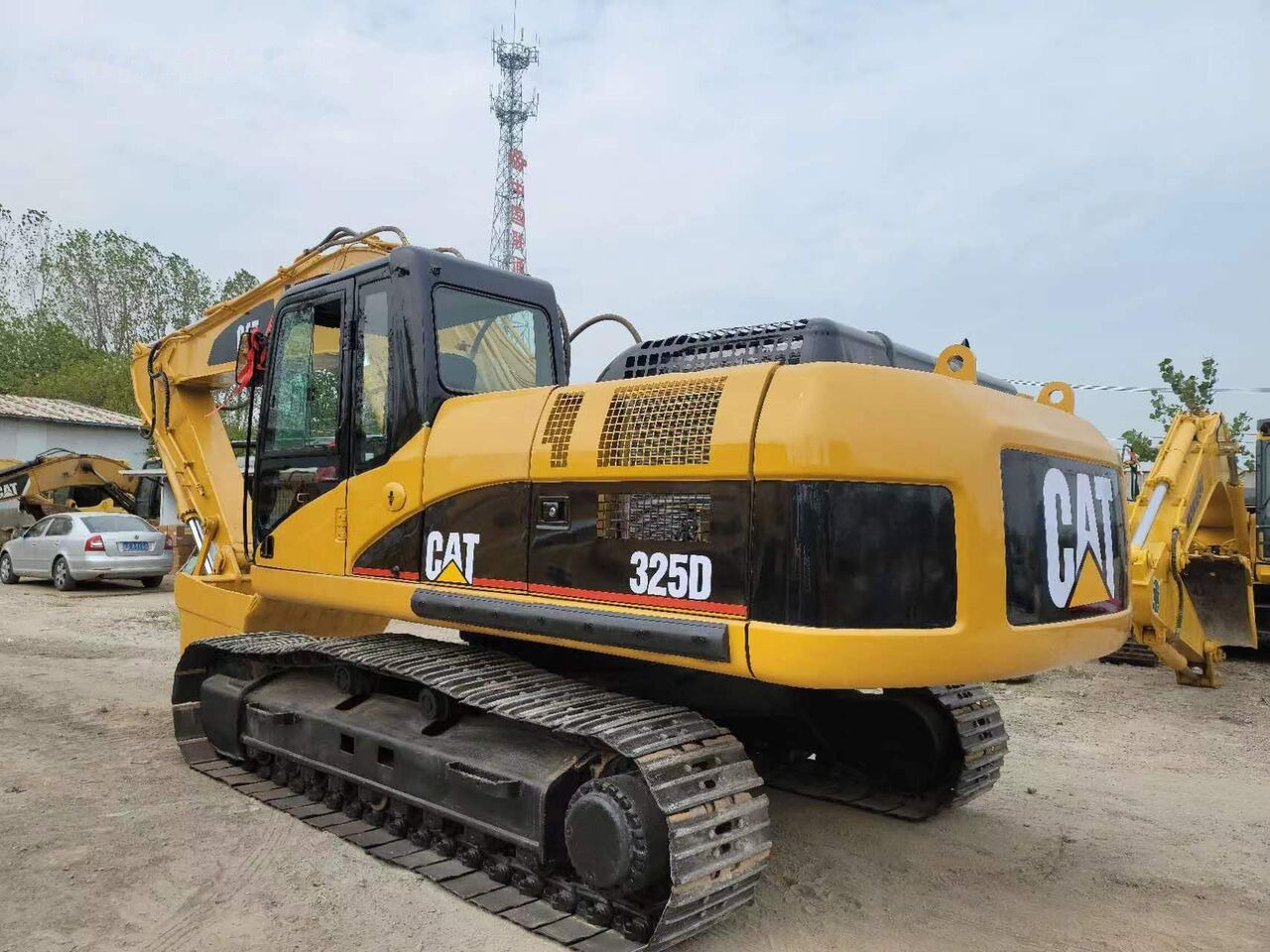 Caterpillar 325D - Excavadora de cadenas: foto 1 Caterpillar 325D - Excavadora de cadenas: foto 1