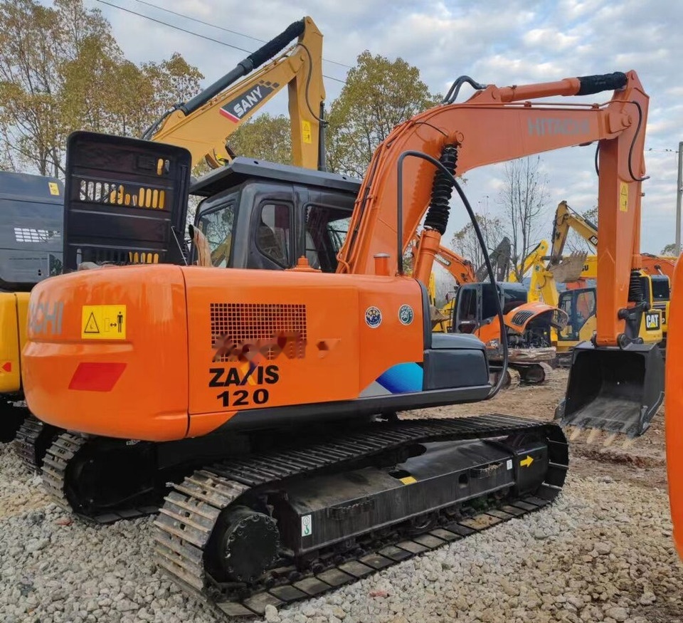 Excavadora de cadenas Hitachi ZX120: foto 6 Excavadora de cadenas Hitachi ZX120: foto 6