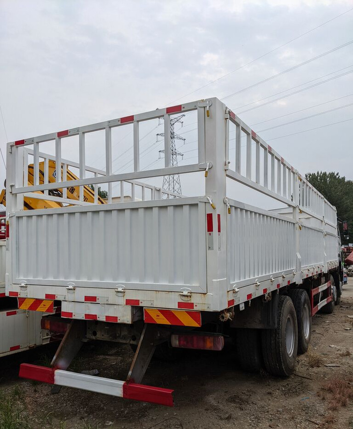 Howo 336 - Camión volquete: foto 5 Howo 336 - Camión volquete: foto 5