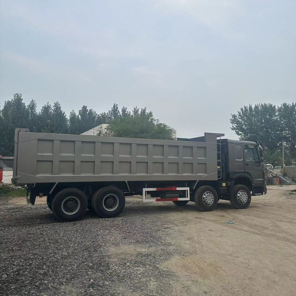 Howo 371 - Camión volquete: foto 2 Howo 371 - Camión volquete: foto 2