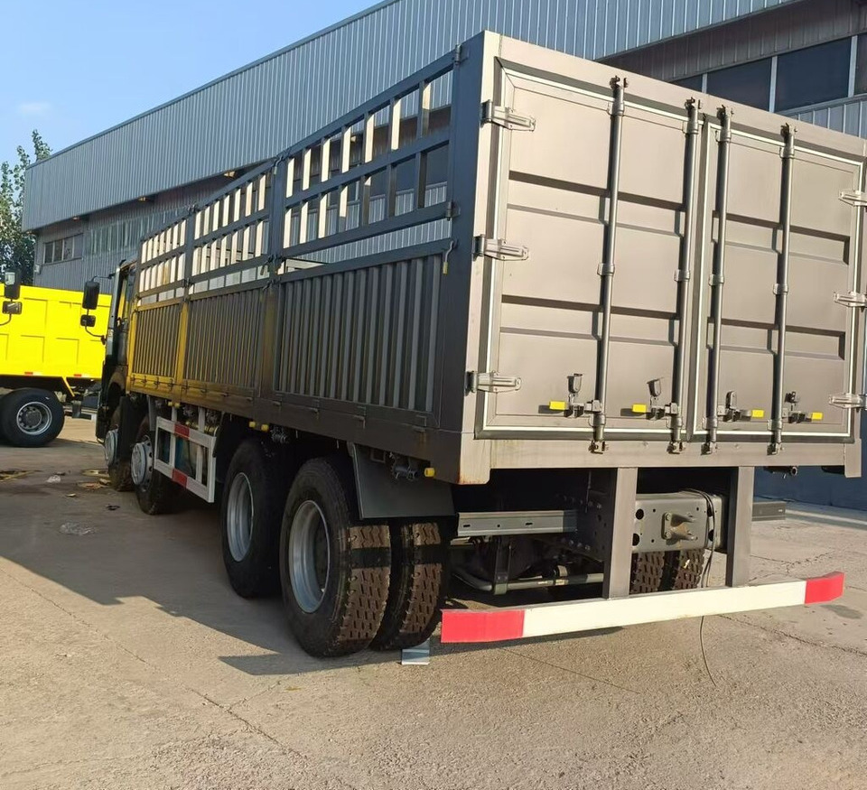 Howo - Camión volquete: foto 1 Howo - Camión volquete: foto 1