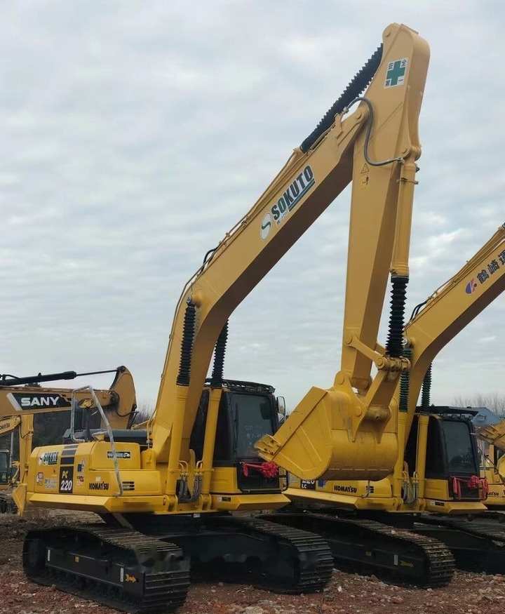 Komatsu PC220-8 - Excavadora de cadenas: foto 4 Komatsu PC220-8 - Excavadora de cadenas: foto 4