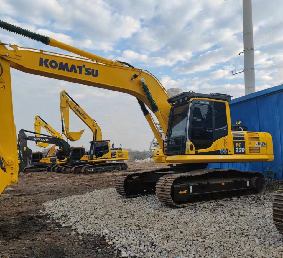 Komatsu PC220-8 - Excavadora de cadenas: foto 1 Komatsu PC220-8 - Excavadora de cadenas: foto 1
