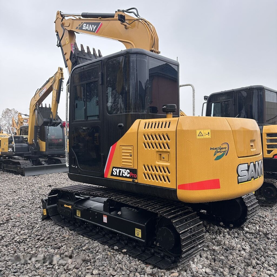 Excavadora de cadenas Sany SY75C: foto 6