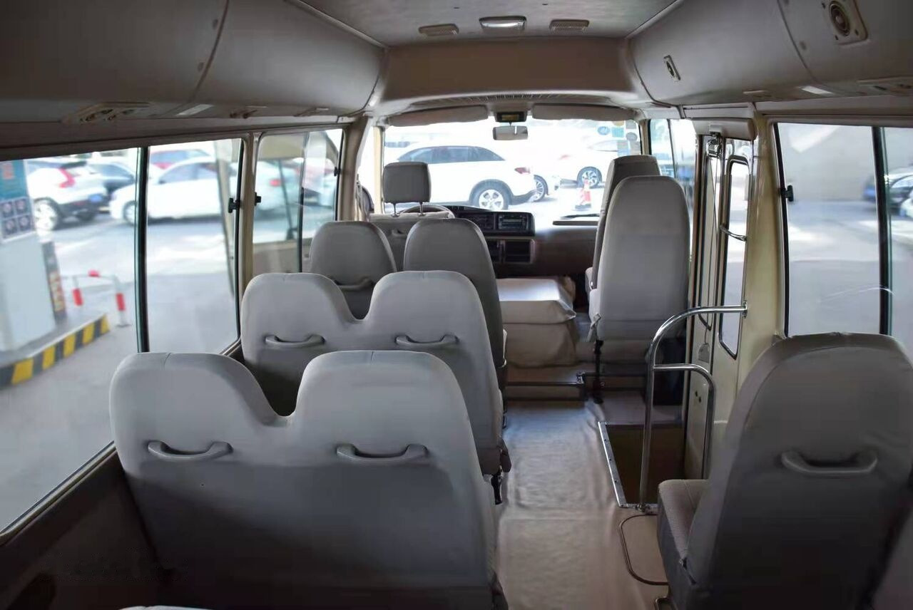 Toyota Coaster - Autobús urbano: foto 5 Toyota Coaster - Autobús urbano: foto 5