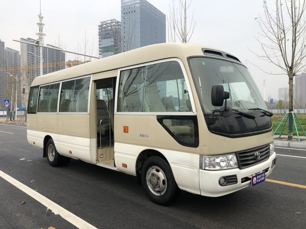 Toyota Coaster - Autobús urbano: foto 5 Toyota Coaster - Autobús urbano: foto 5