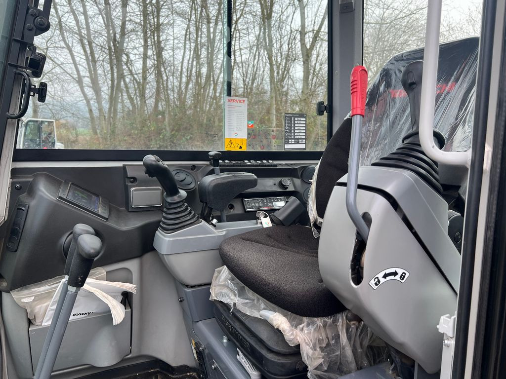 Takeuchi TB 230 V 4 Vollaustattung - Miniexcavadora: foto 2 Takeuchi TB 230 V 4 Vollaustattung - Miniexcavadora: foto 2