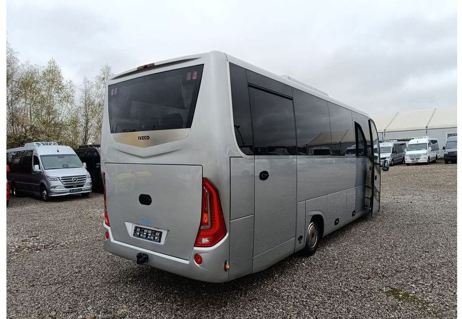 Iveco Mercus Daily 70C21 Nowość 39 miejsc - Minibús, Furgoneta de pasajeros: foto 4 Iveco Mercus Daily 70C21 Nowość 39 miejsc - Minibús, Furgoneta de pasajeros: foto 4